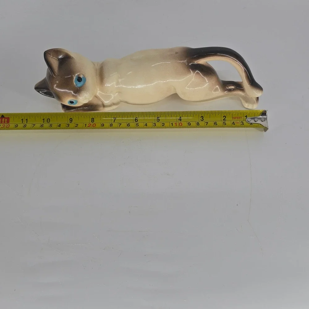 Vintage MCM Siamese Cat Figurine Blue Eyes Reclining Ceramic Kitsch Decor